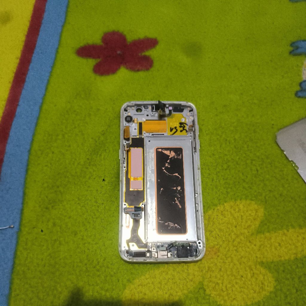 LCD Samsung galaxy s7 edge minus seperti digambar