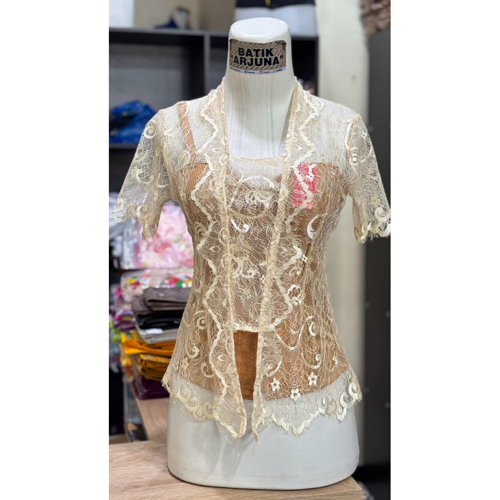 Kebaya Brokat Lengan Pendek/Kebaya Brokat Modern/Kebaya Bali Pendek
