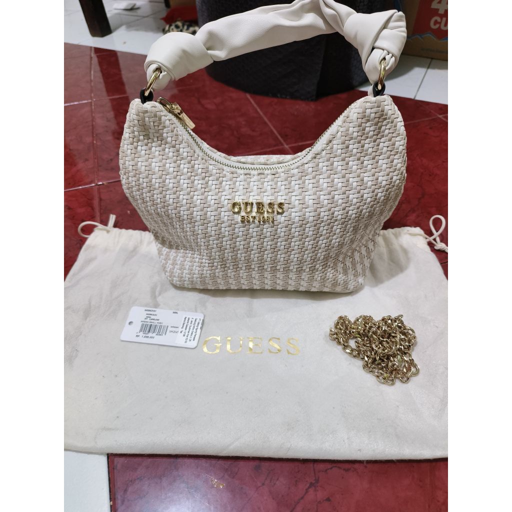 Tas Wanita Guess Hobo Small Kondisi Second Like New Original Resmi