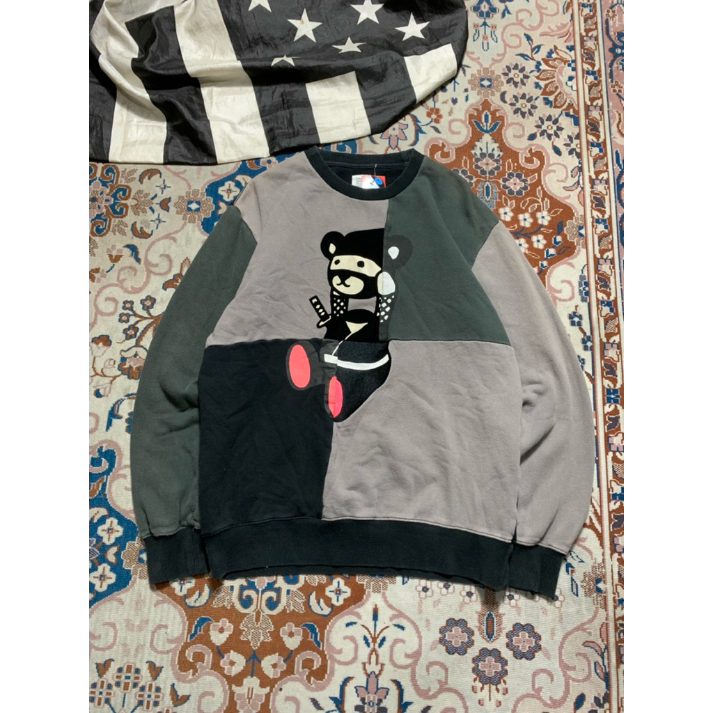CREWNECK DESIGN UNITED