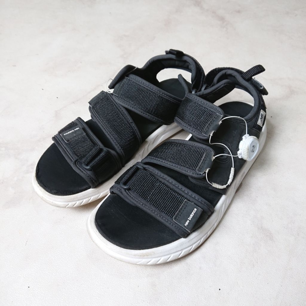 Sepatu Sandal New Balance Caravan Boa System Pria Wanita Second Bekas