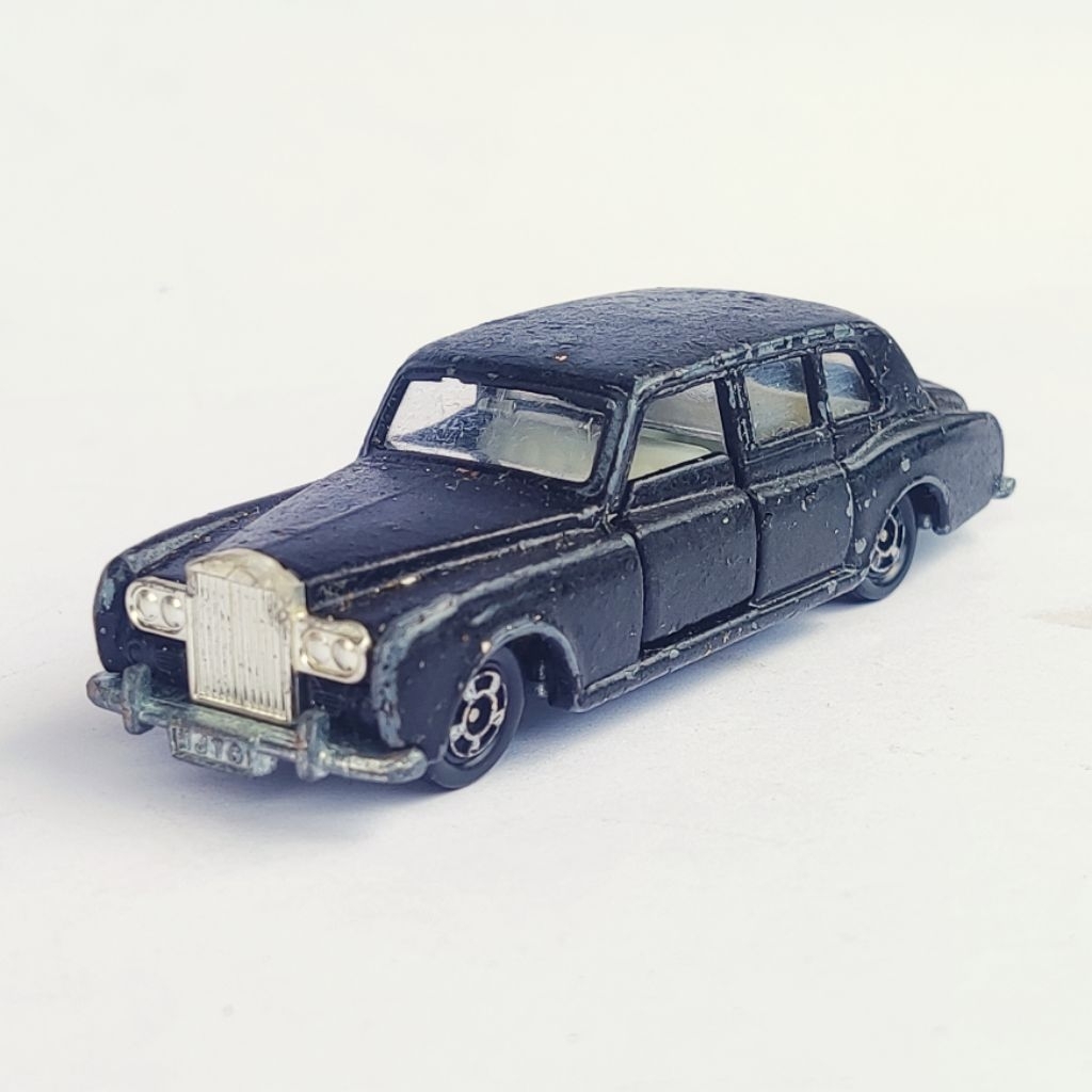 Tomica No 86 Rolls-Royce Phantom VI Hitam Loose Junk