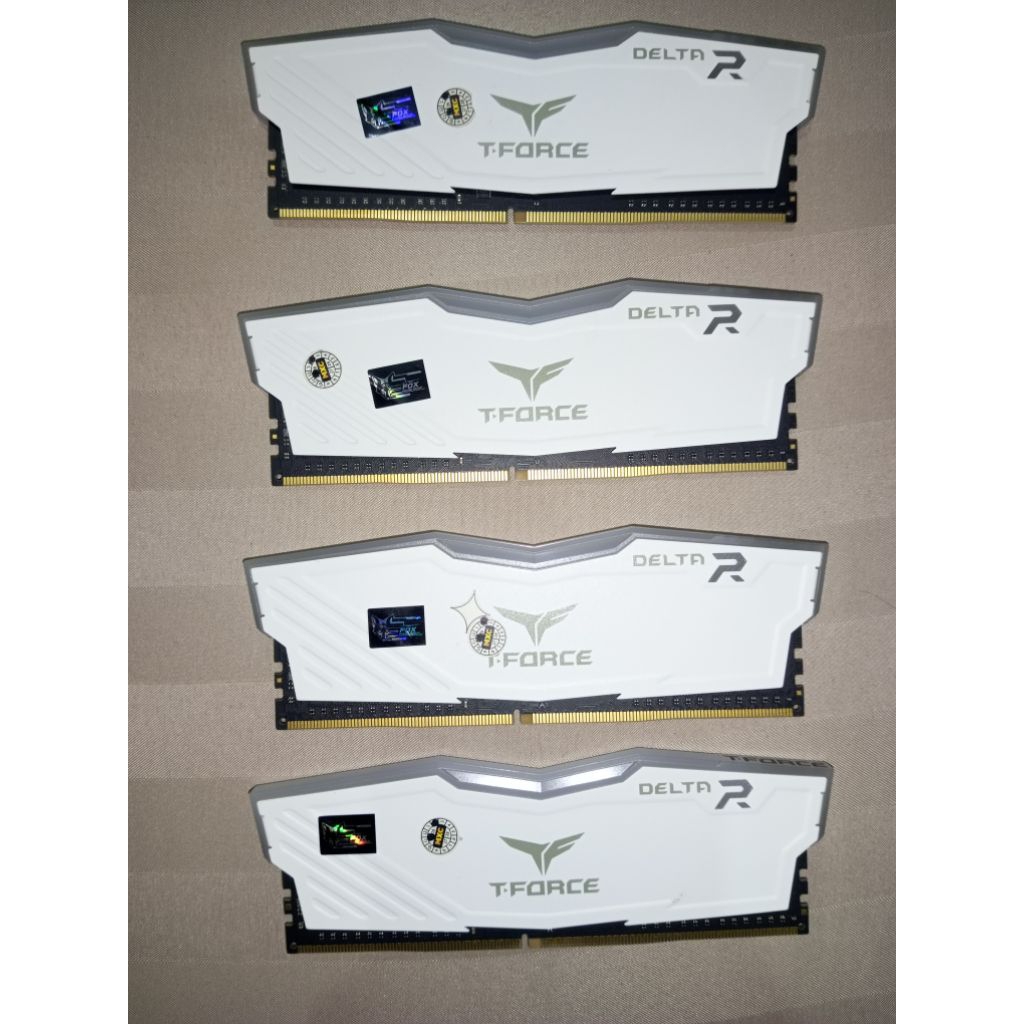 RAM T-FORCE DELTA RGB WHITE 16GB/KEPING 3600MHZ