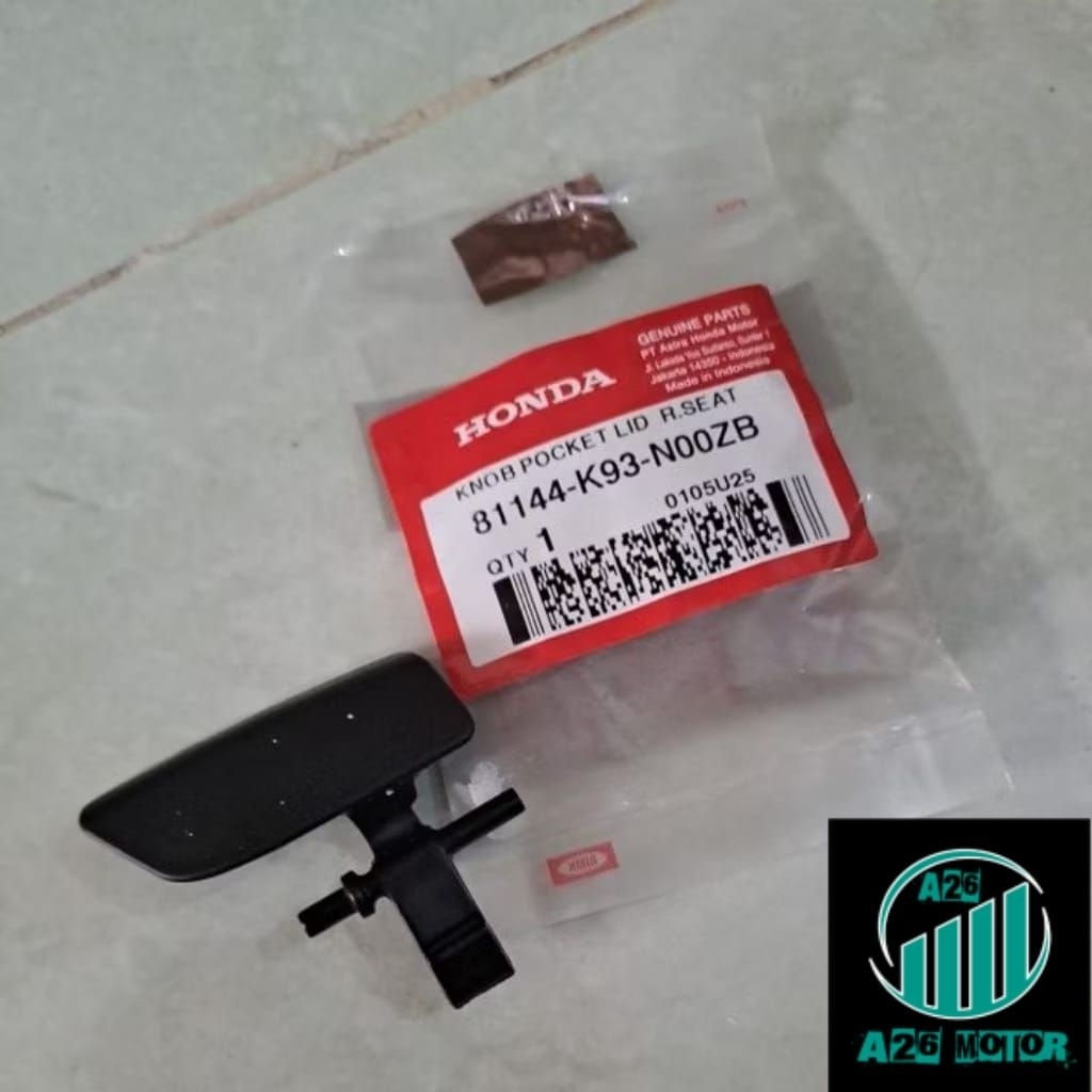 Knob Inner Pocket Kanan Honda Scoopy eSP K93 ORIGINAL 81144K93N00ZB