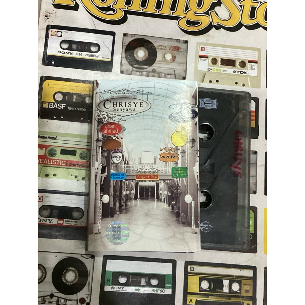 kaset pita chrisye album senyawa