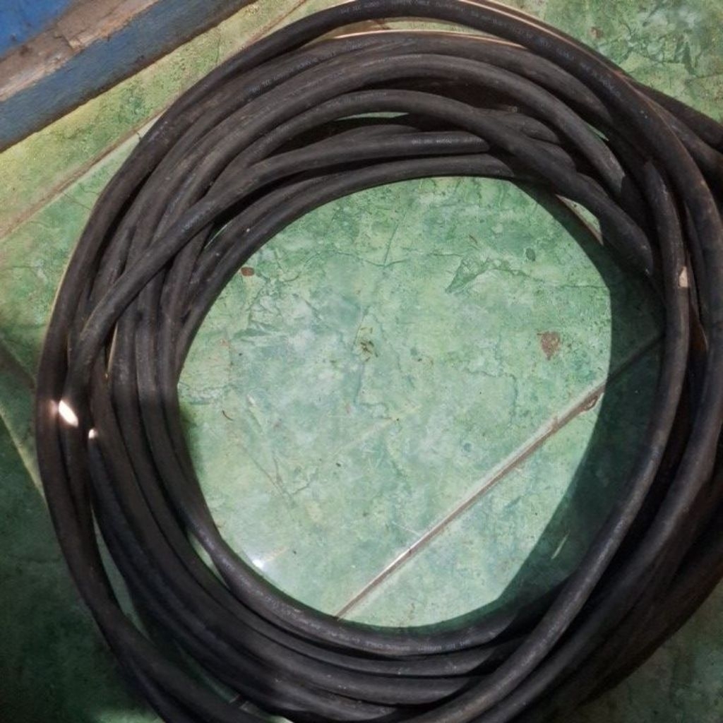 KABEL SUPREME NYY 3X4mm ecer