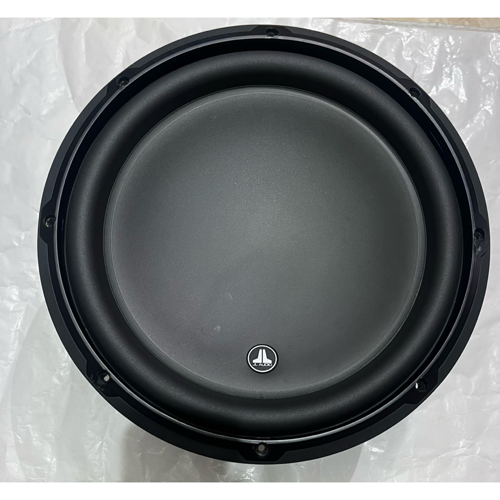 subwoper jl audio 12w3v3
