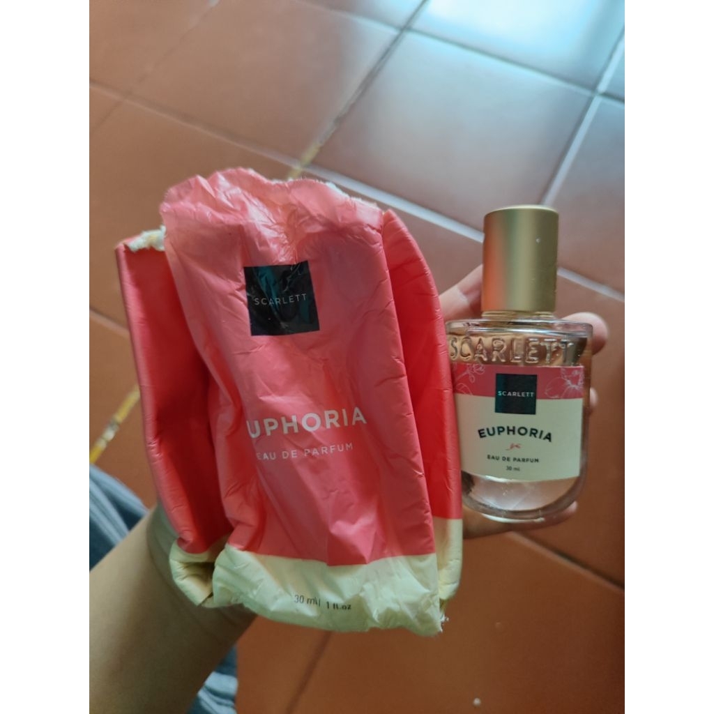 Parfum Scarlett Eau De Parfum 30ml - rijek tanpa dus rusak