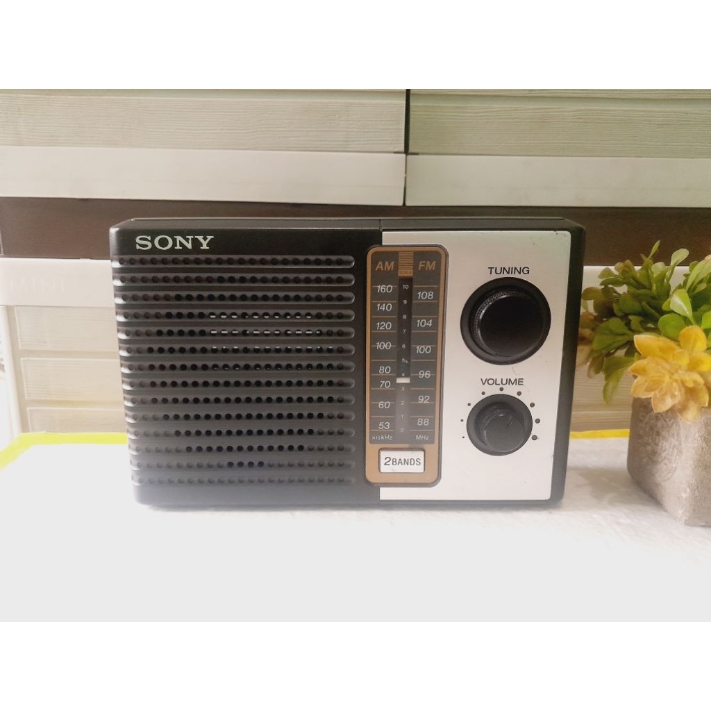 Casing Radio sony ICF F10 ASLI