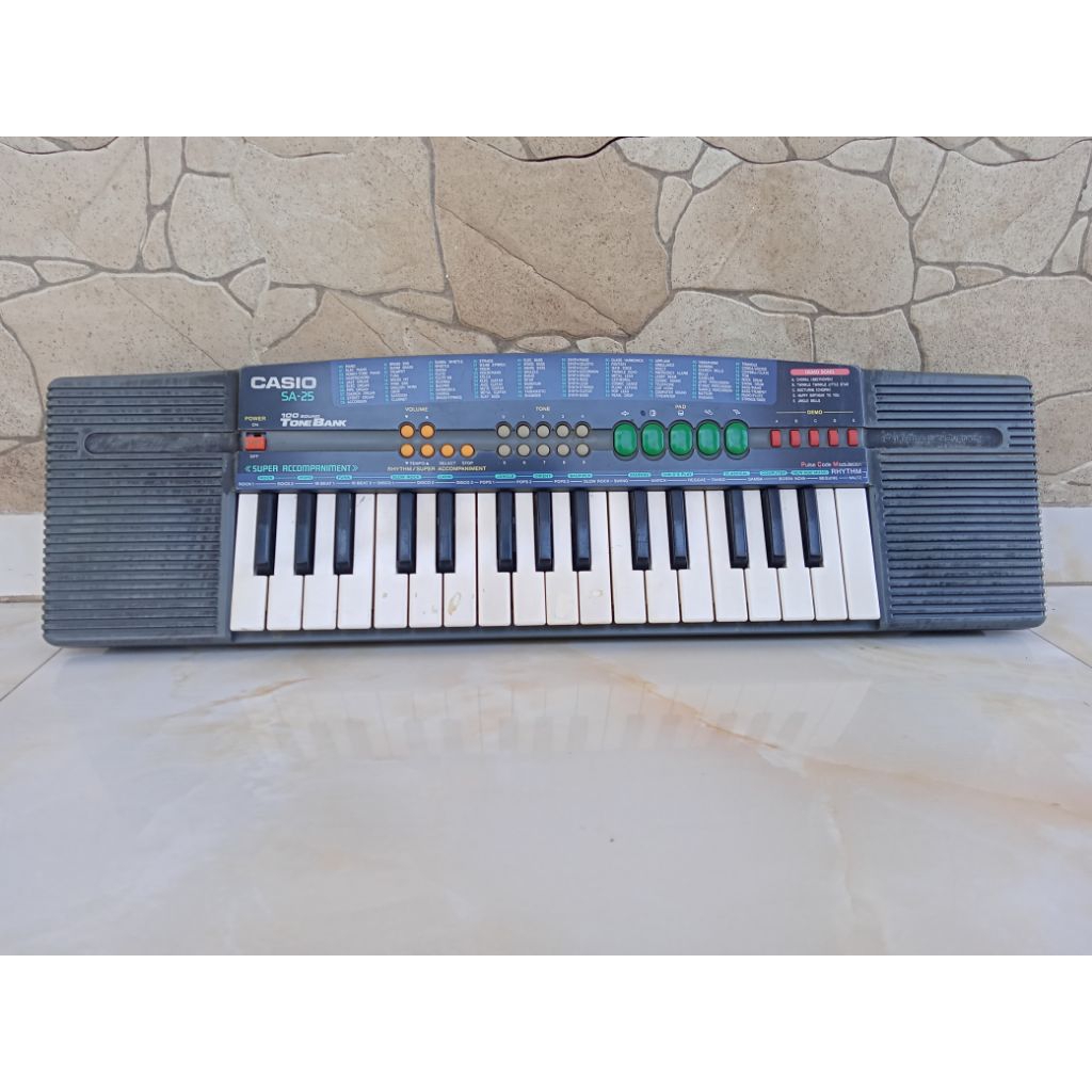 Piano CASIO SA25