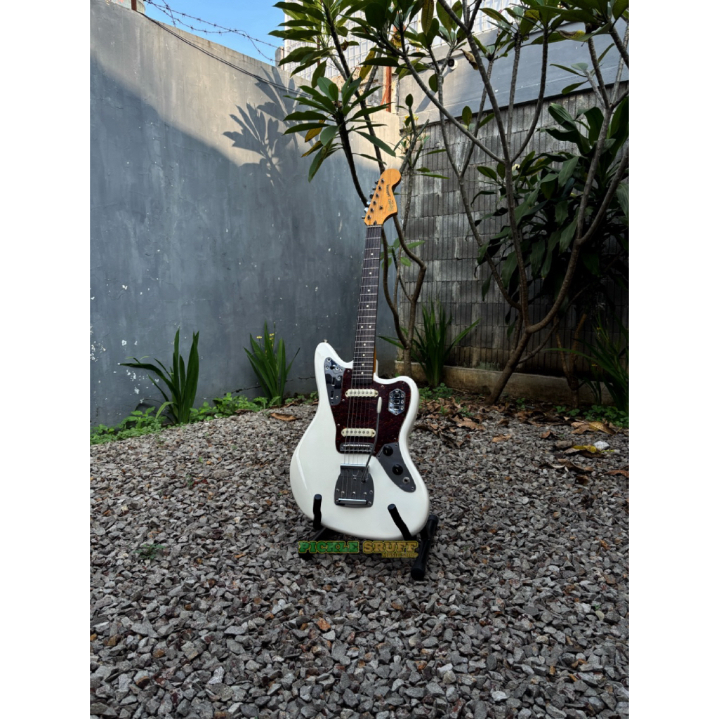 SQUIER VINTAGE MODIFIED JAGUAR OLYMPIC WHITE | GITAR SQUIER BY FENDER JAGUAR | SQUIER JAGUAR