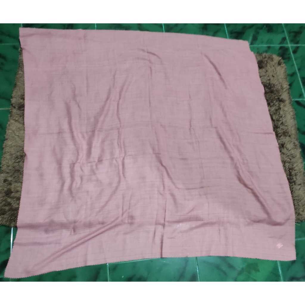 Seken/Preloved Hijab Bagus Segi Empat/UM/Merah Bata Garis Hitam, 108 x 110
