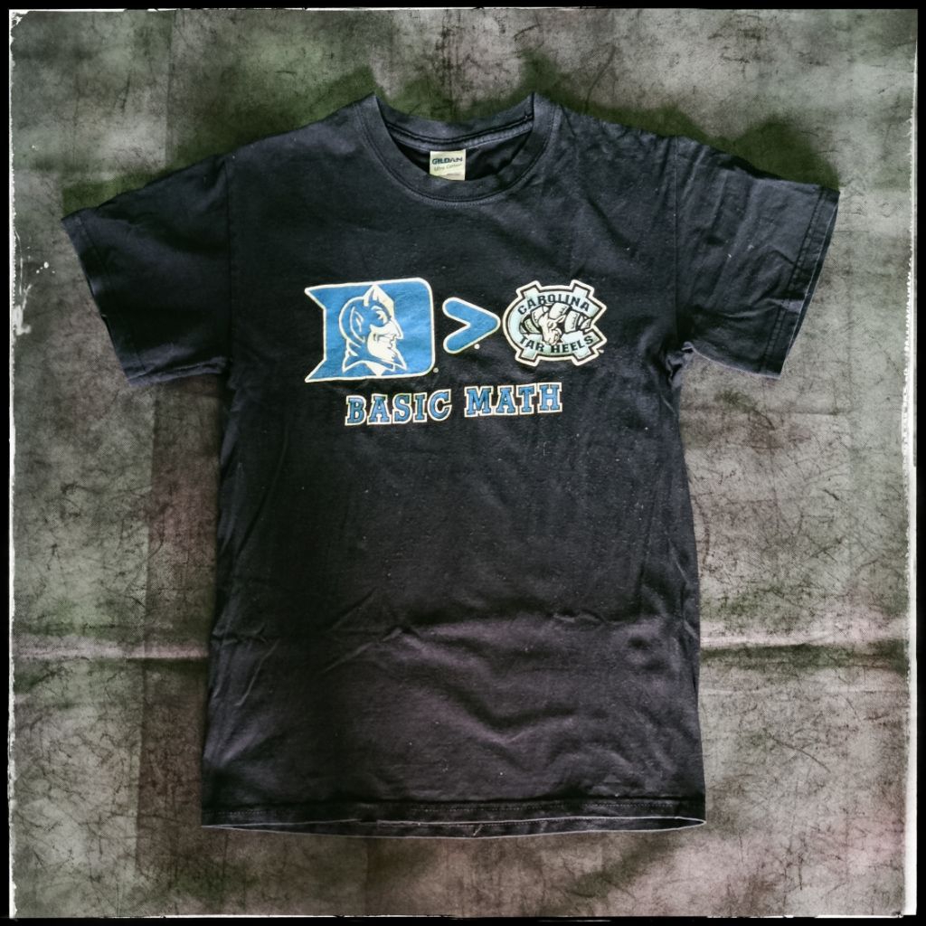 Kaos vintage katun tebal jahitan buildup - Gildan Ultra Cotton - Size S