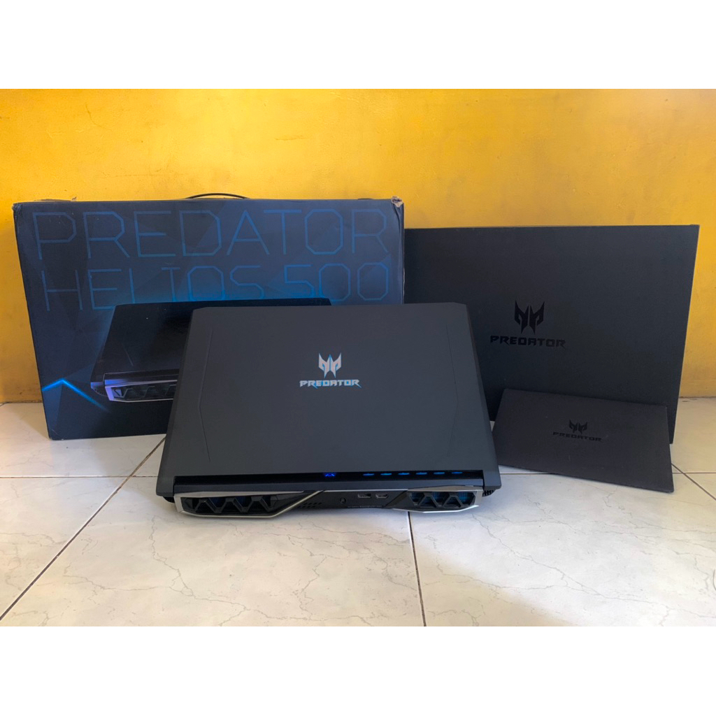 Laptop Gaming Acer Predator Helios 500 Core i7 RAM 16GB SSD NVDIA GTX 1070 8GB