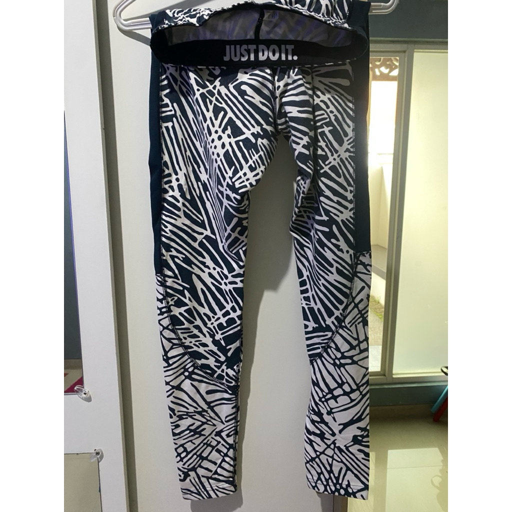 Preloved Nike legging