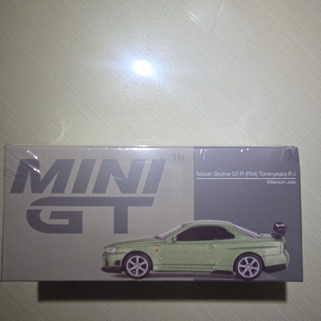 Mini GT nissan skyline GTR R34 Tommykaira Rz millenium Jade diecast