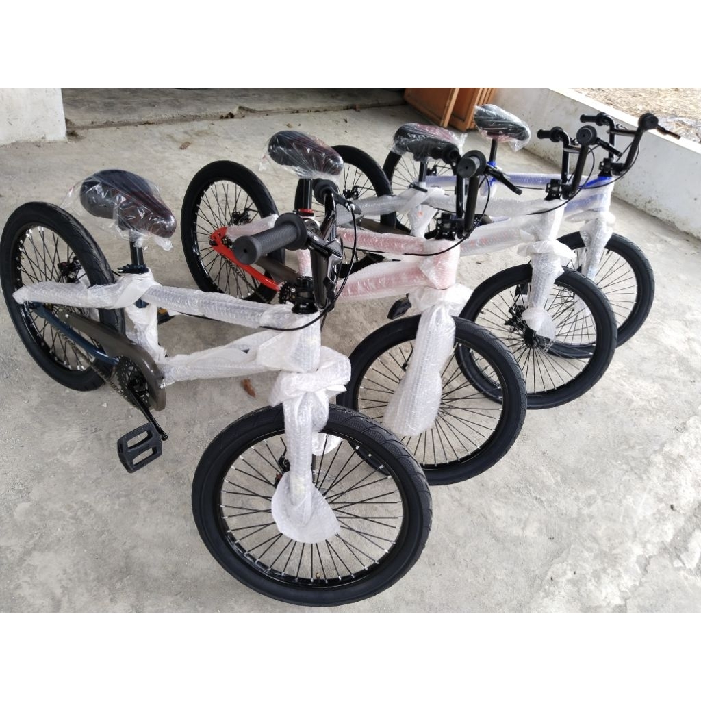 BMX ATLANTIS 20" 008 DB