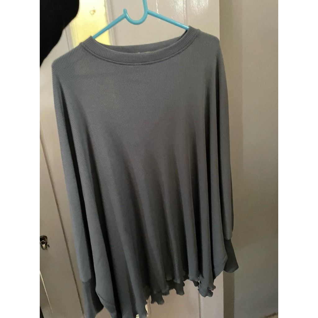 Preloved kaos batwing