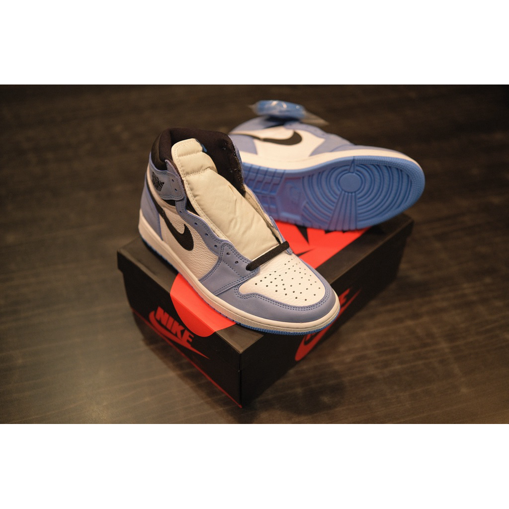 Air Jordan 1 High University blue - 9.5