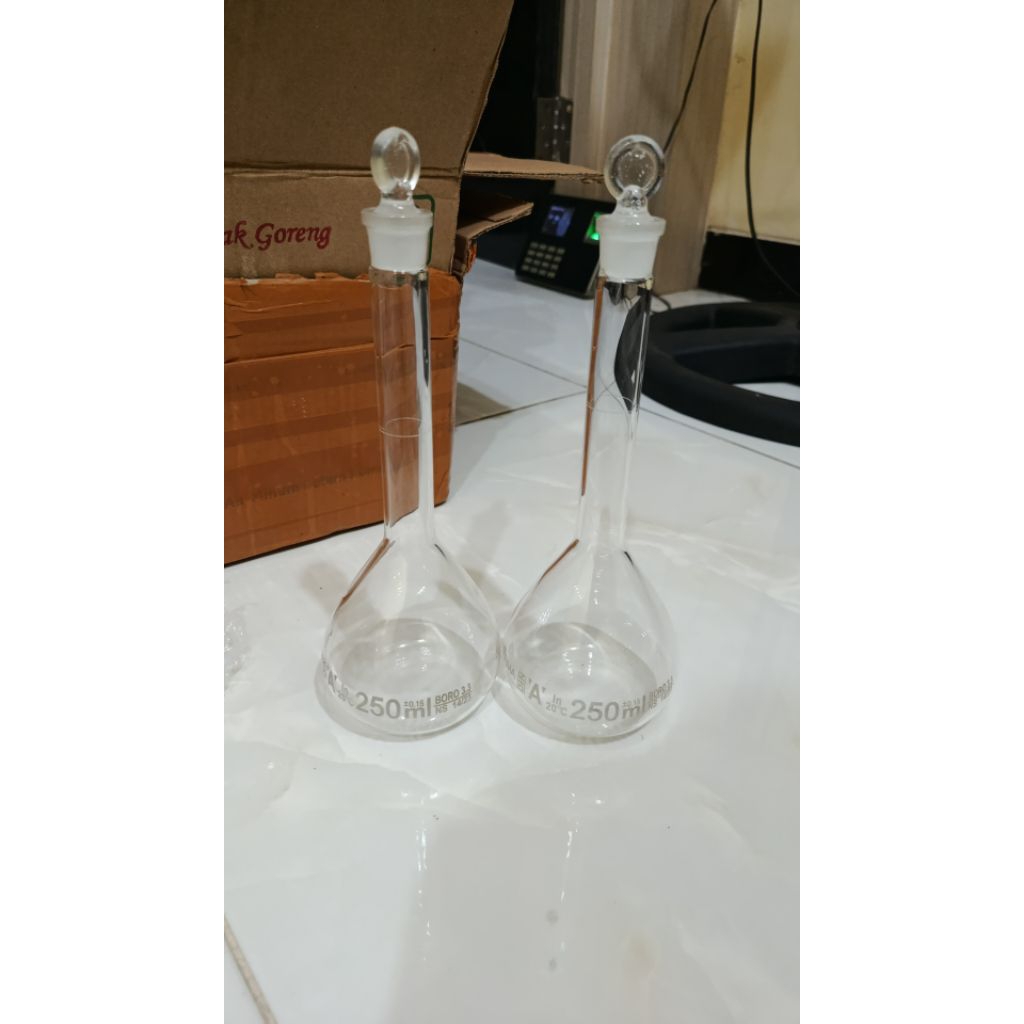 HERMA Labu ukur 250ml kaca laboratorium presisi tinggi untuk analis & praktikum
