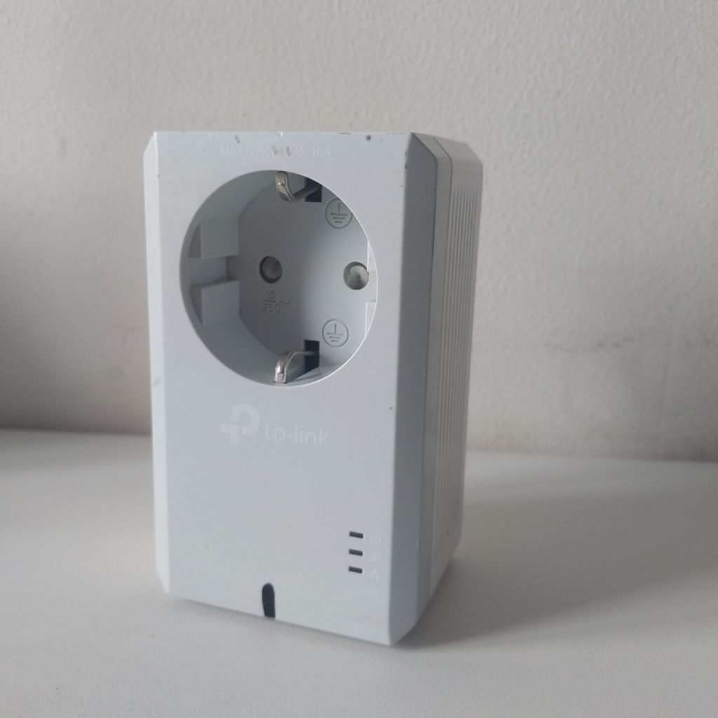TP-Link TL-PA4010P AV600 Powerline Adapter