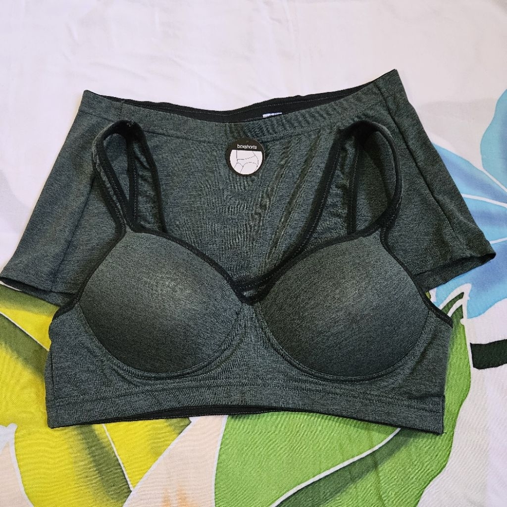 1set sport bra + panties warna hijau bahan katun