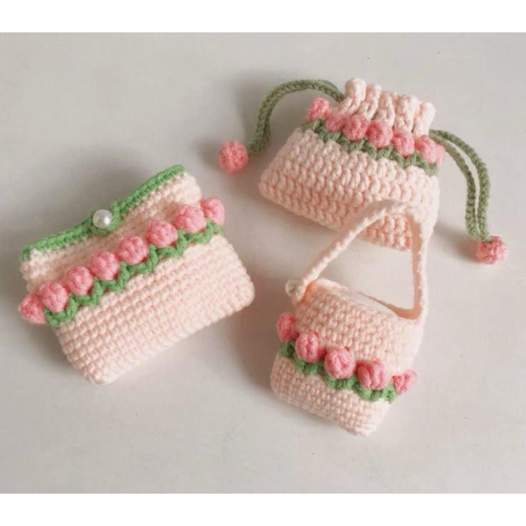 Earphone Case Crochet - Dua Tangan Banjarmasin