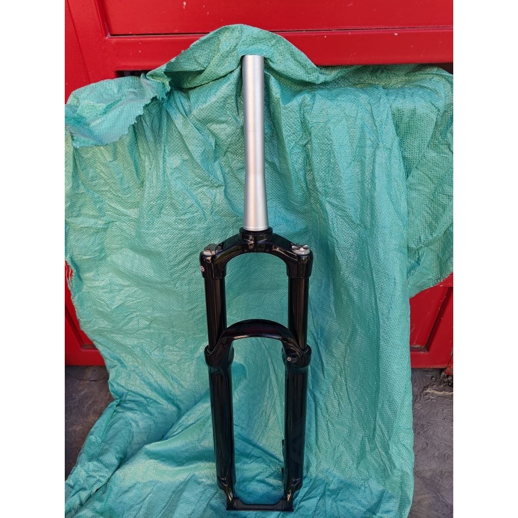 Fork Suntour Epixon Air 27.5 Tappered Black Edition