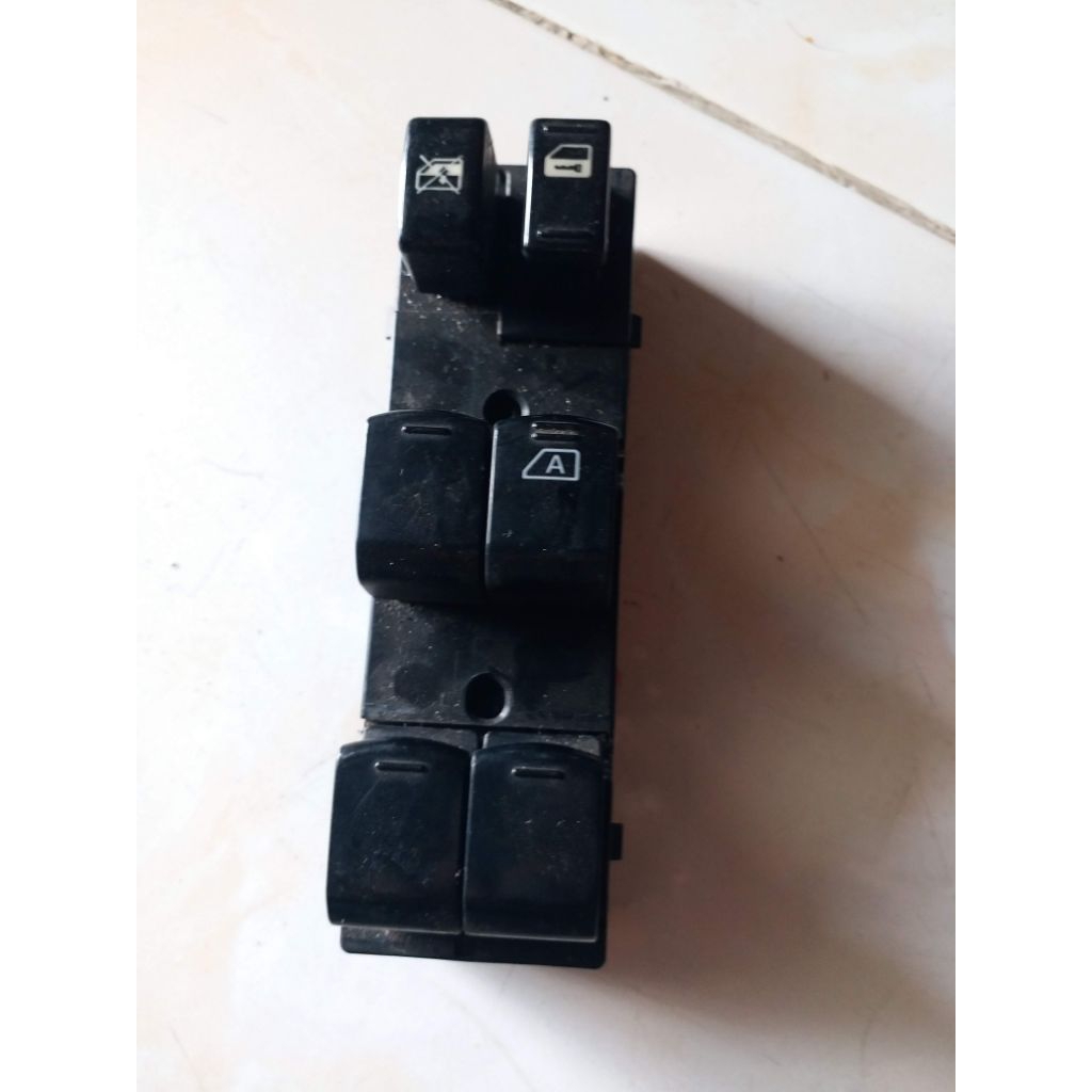 saklar power window nissan xtrail t31