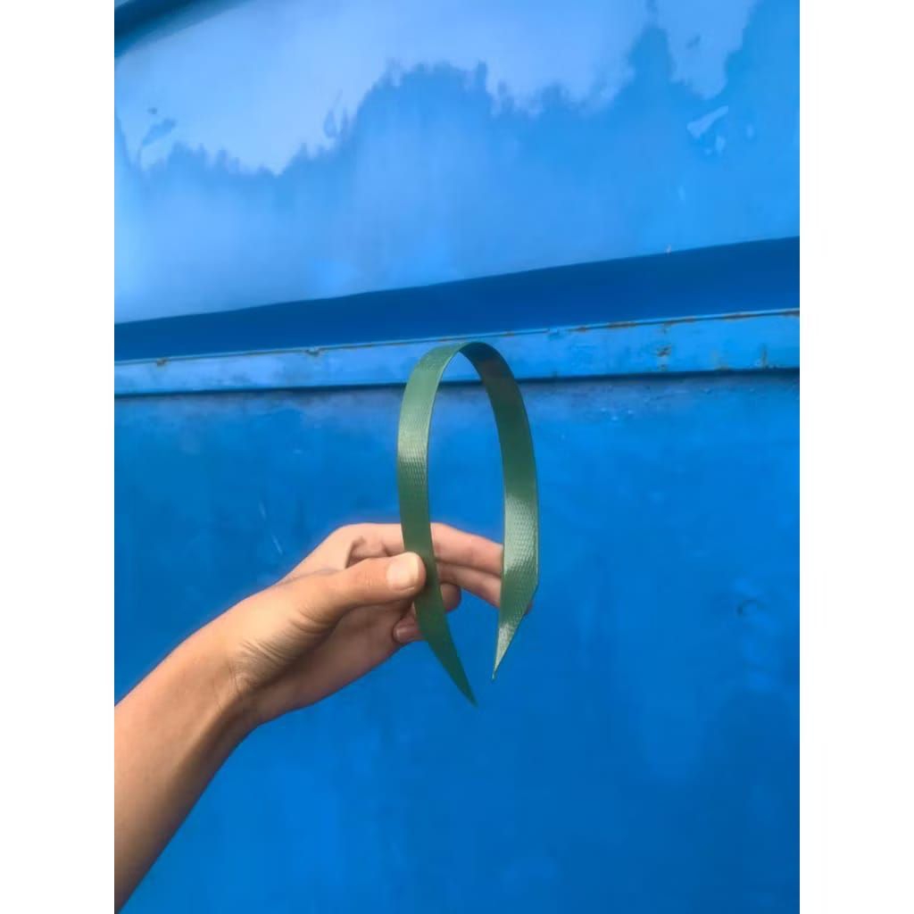 sujen penjepit atau pasak Mulsa 1kg