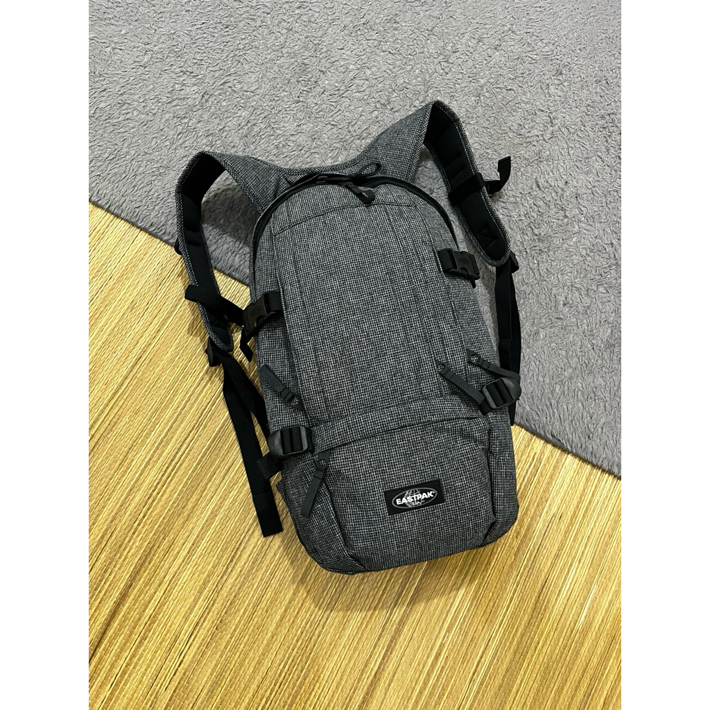eastpak 3653