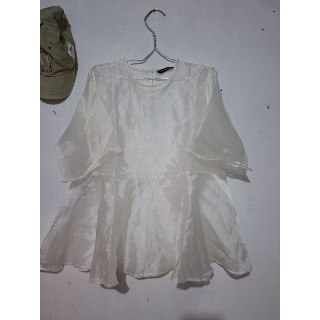 Atasan outer organza putih pl