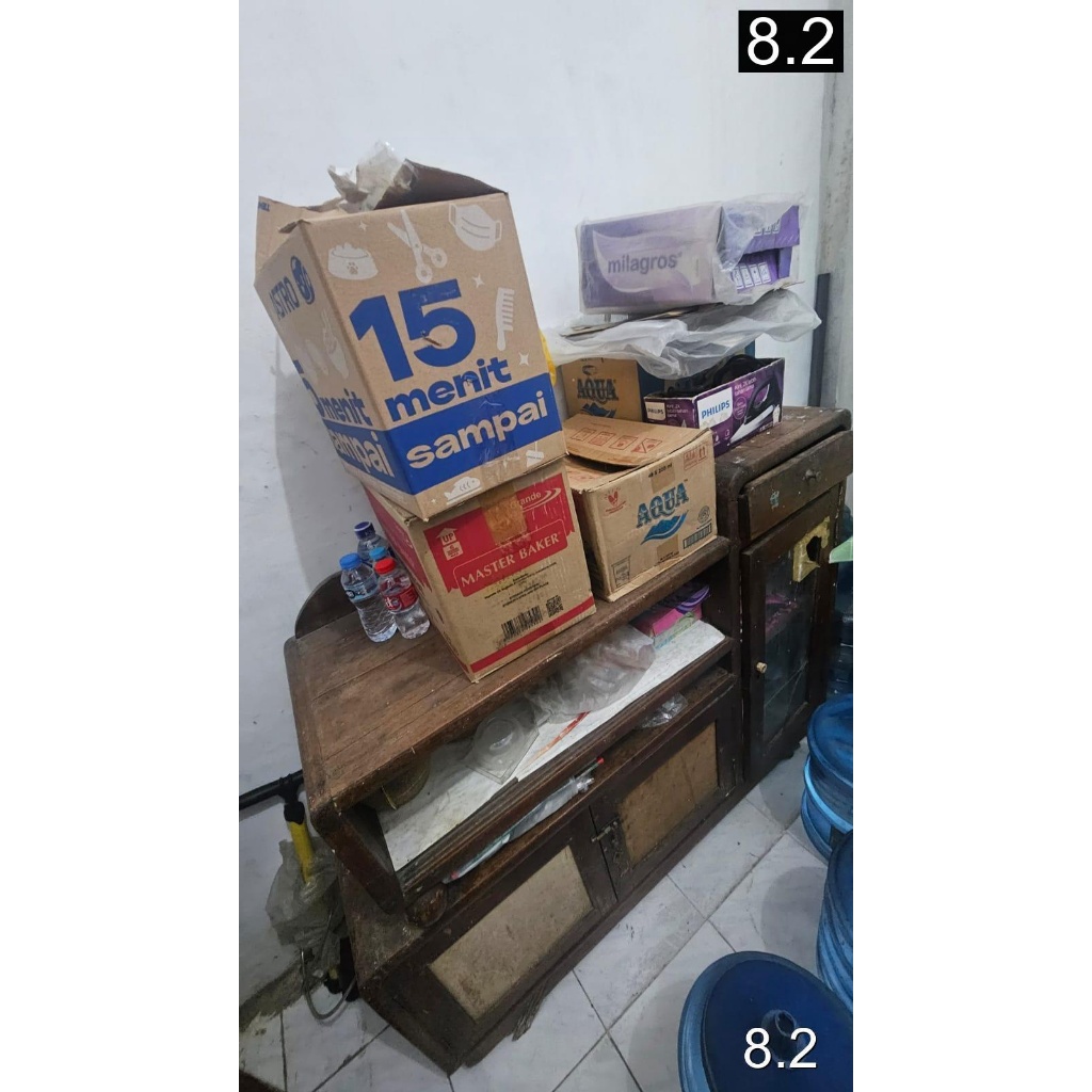 Lemari Piring Kayu Pendek