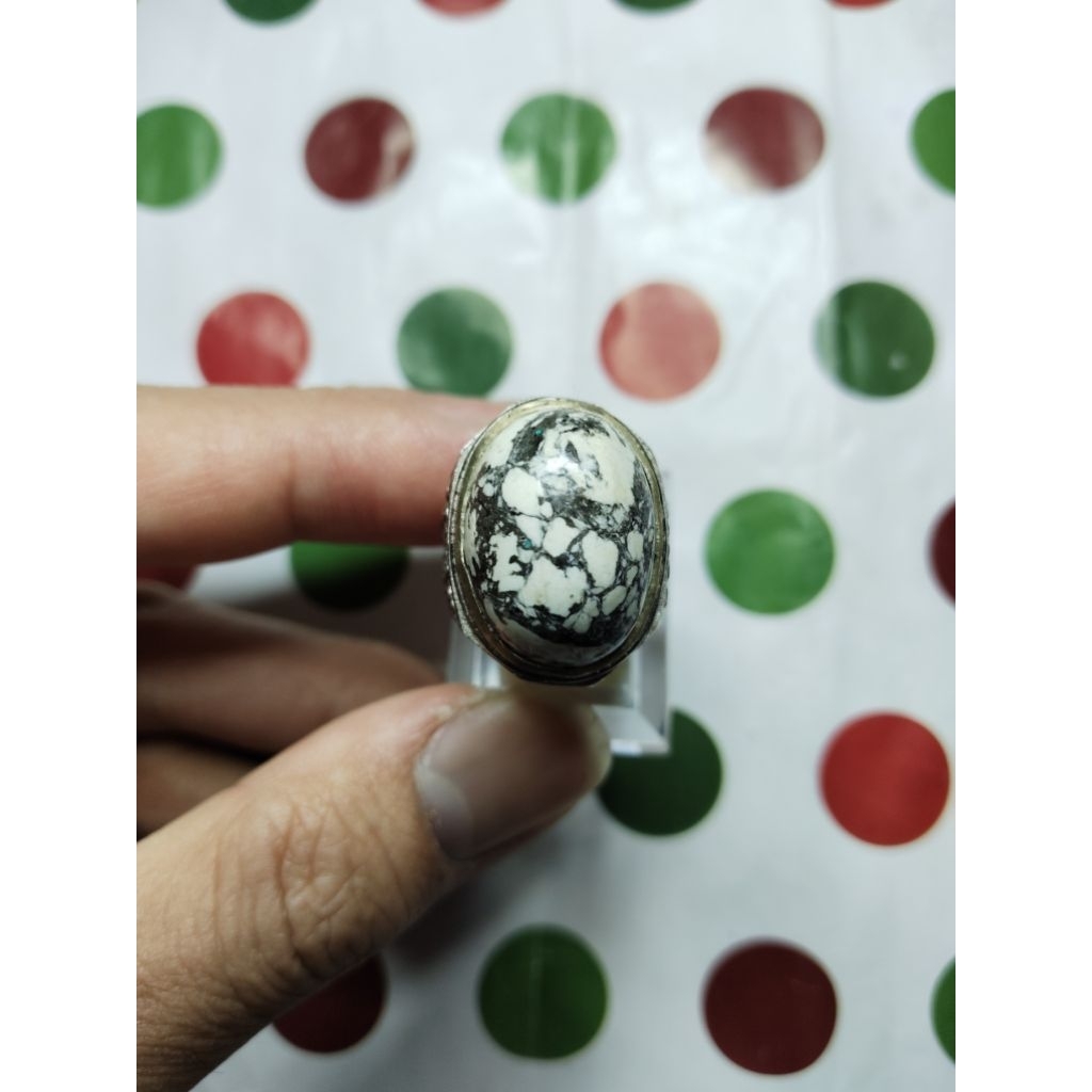 BATU AKIK PIRUS PUTIH