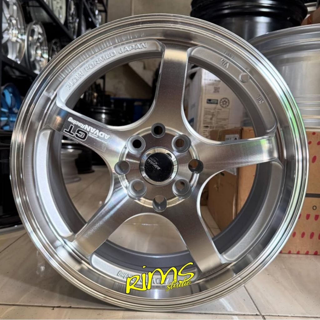 velg ADVAN GT ring 16 lebar 7 et 42 velg mobil r16 Avanza Xenia Livina Wuling binguo kijang Brio jaz