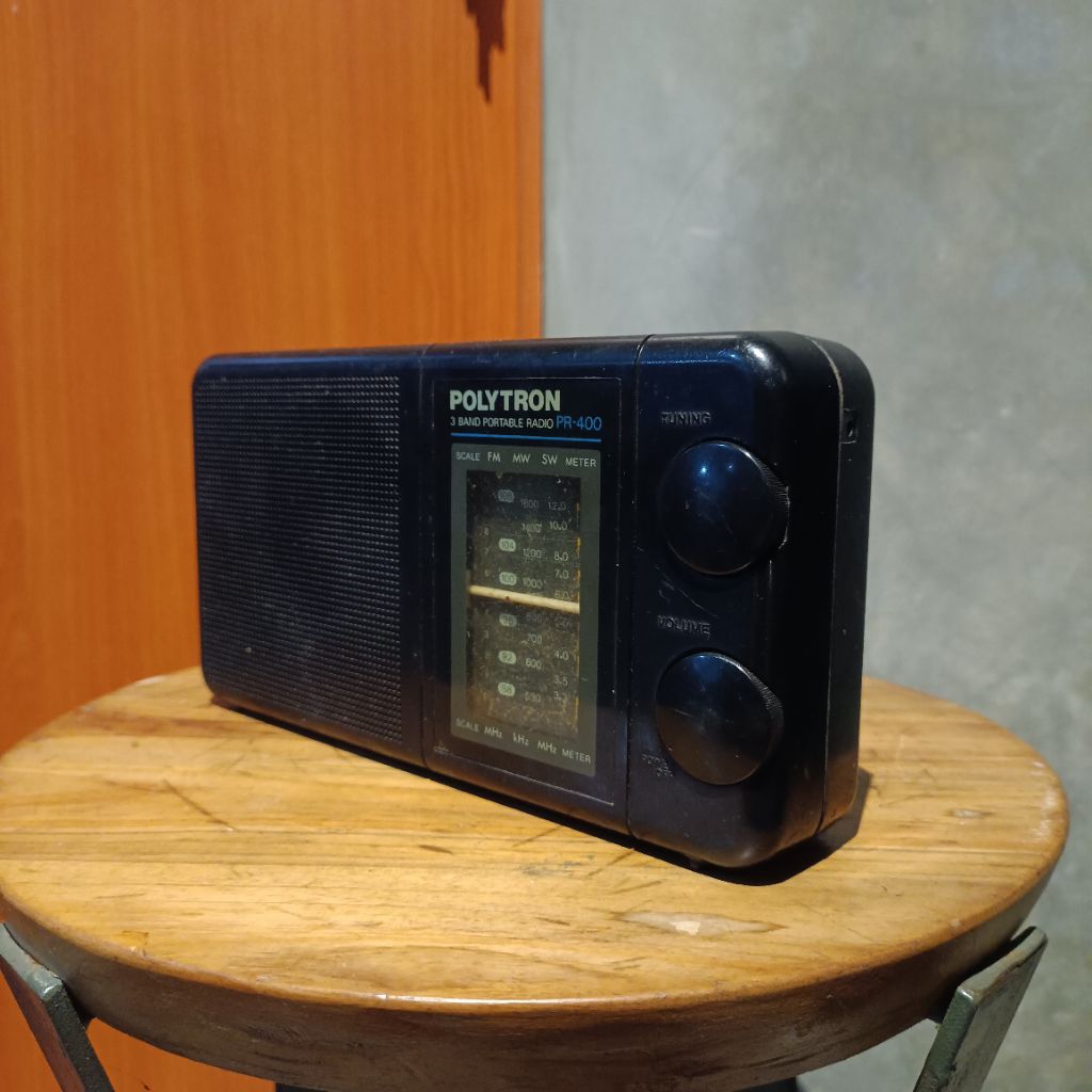 Radio Portable Jadul Polytron PR-400