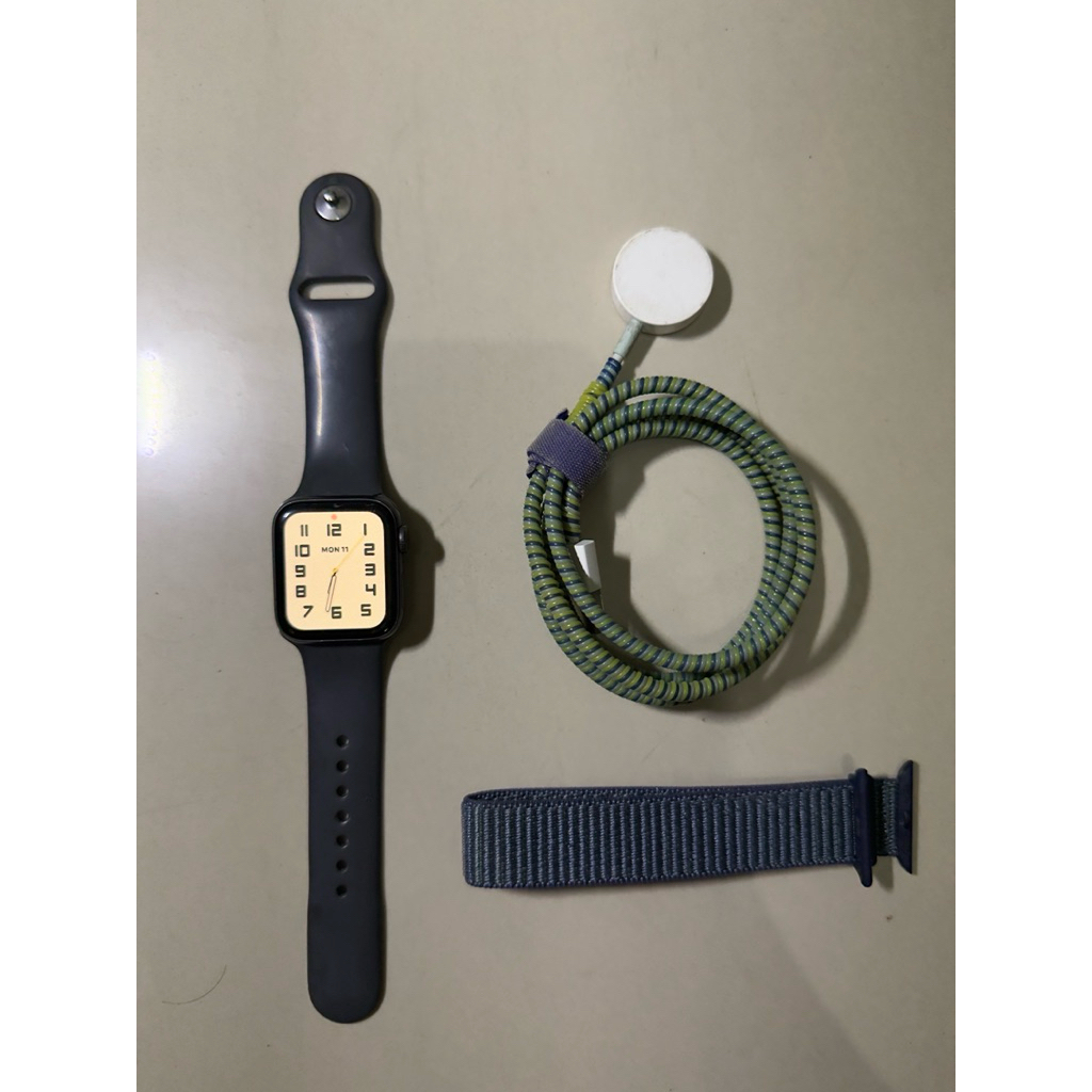 Apple watch series 5 40mm