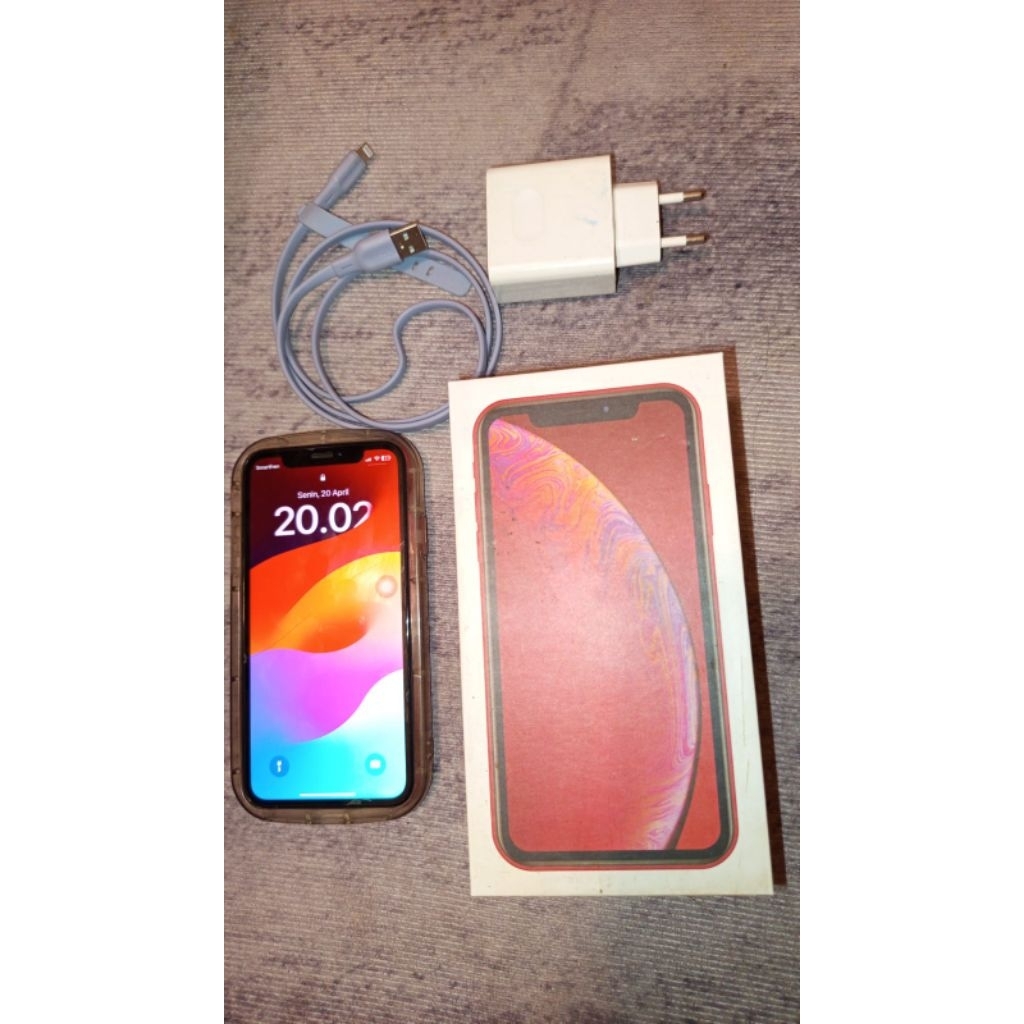 iphone xr 64gb inter