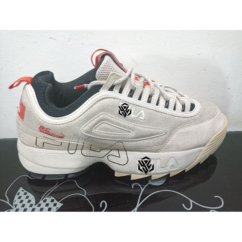 Sepatu Second ORI - Fila size 43