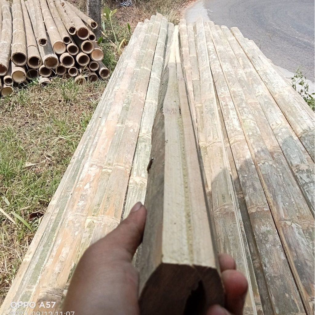 lanjaran bambu petung kotak tebal panjang 2 meter