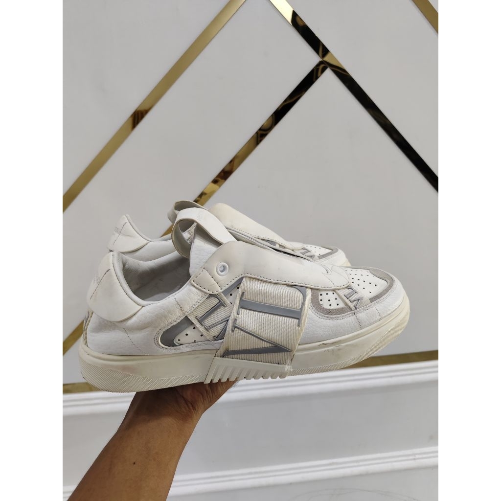 valentino garavani preloved