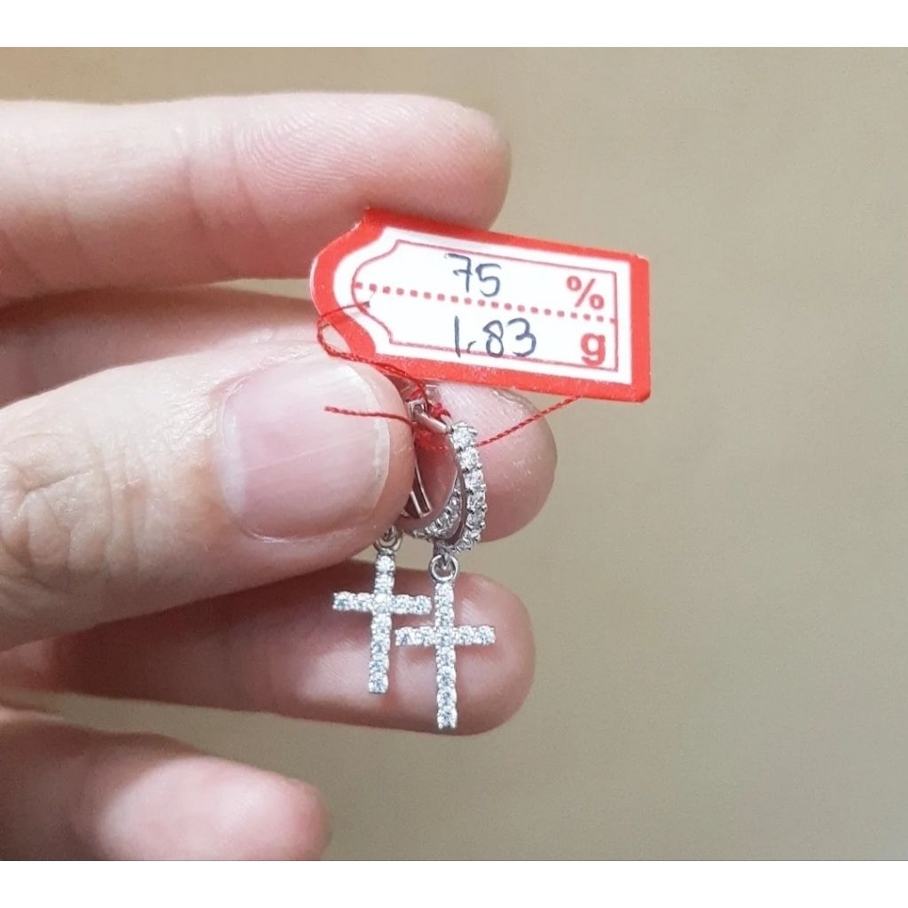 Anting emas 75 salib klip