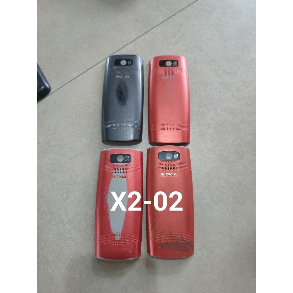 backdoor Nokia X2-02 stok ada 4 unit second