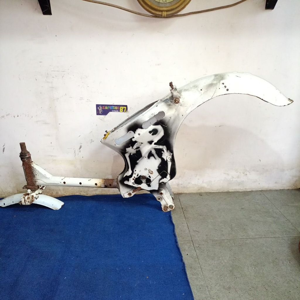 rangka Honda c70 bahan drak