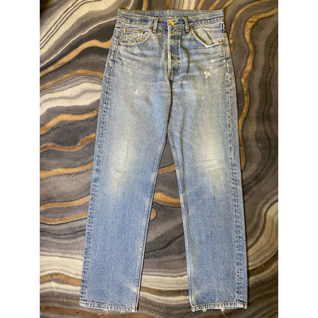 Celana Panjang Jeans Levi’s 501 Ripped Button Second Original