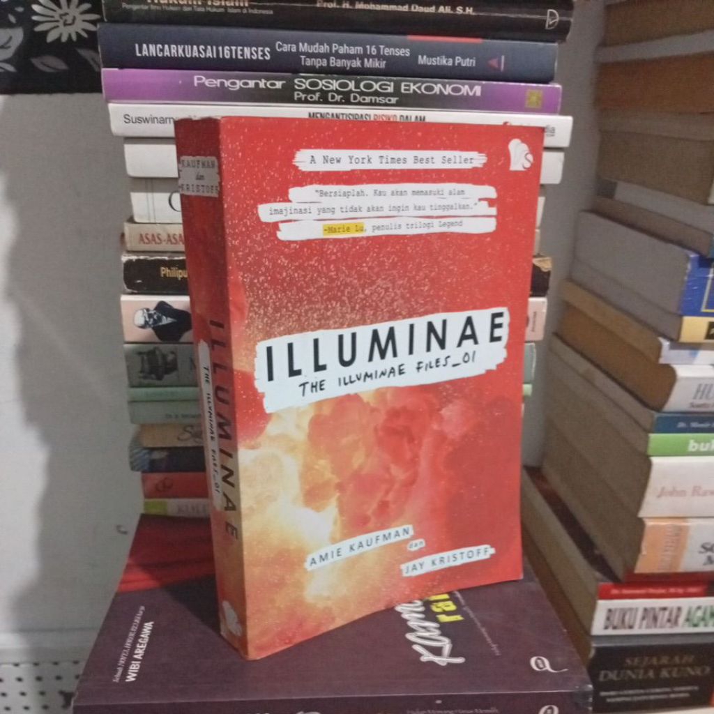 Illuminae the illuminae files ~ 01 bekas original