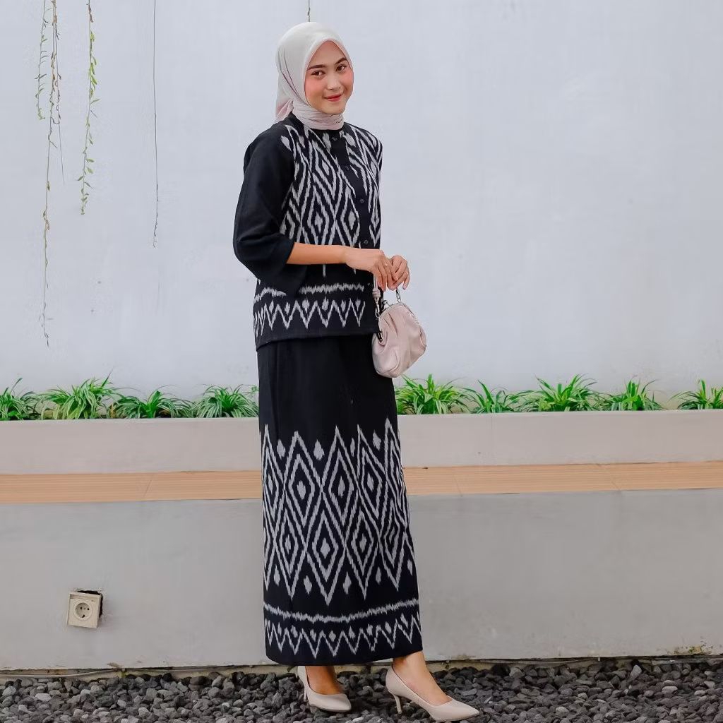 SET TRISTA BATIK TENUN - one set wanita - batik kondangan