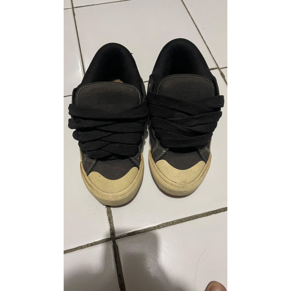 sepatu xternal