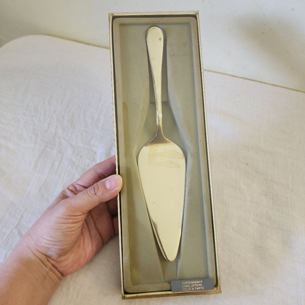 (SALESALESALE) Koleksi lawasan/vintage - Zwilling J.A. Henckels 18/10 cake lifters