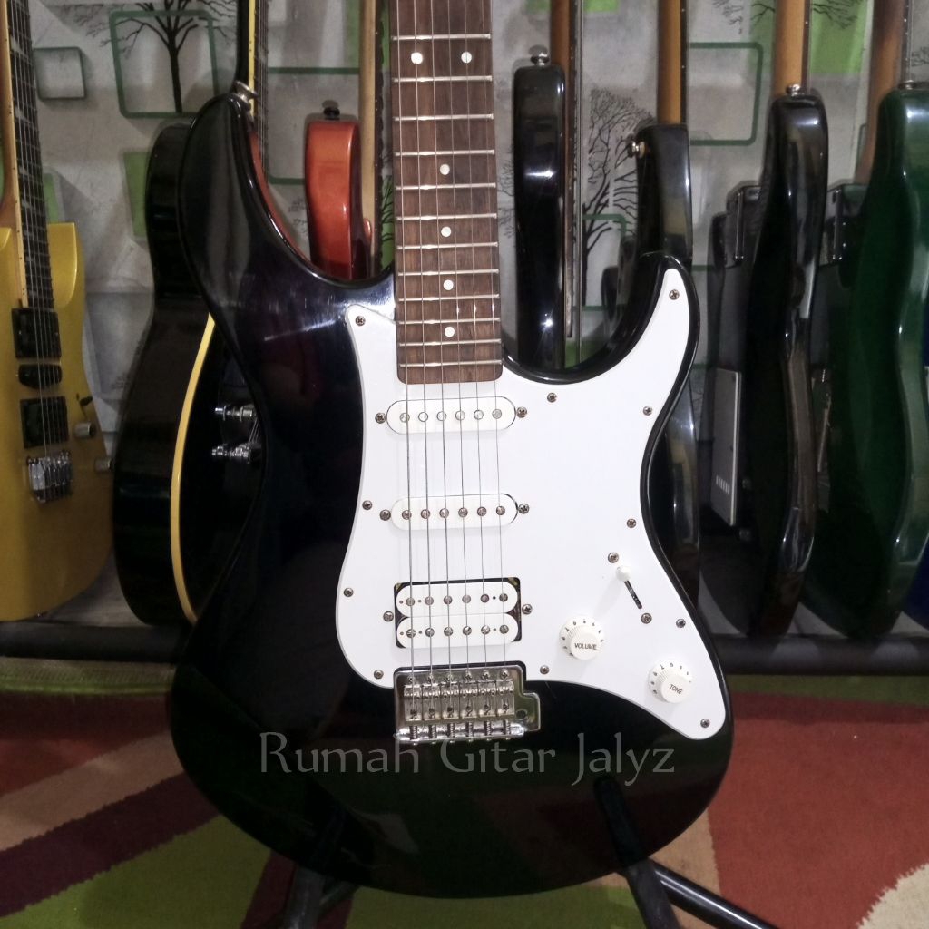 gitar Yamaha PACIFICA PAC112J original, mulus,like new